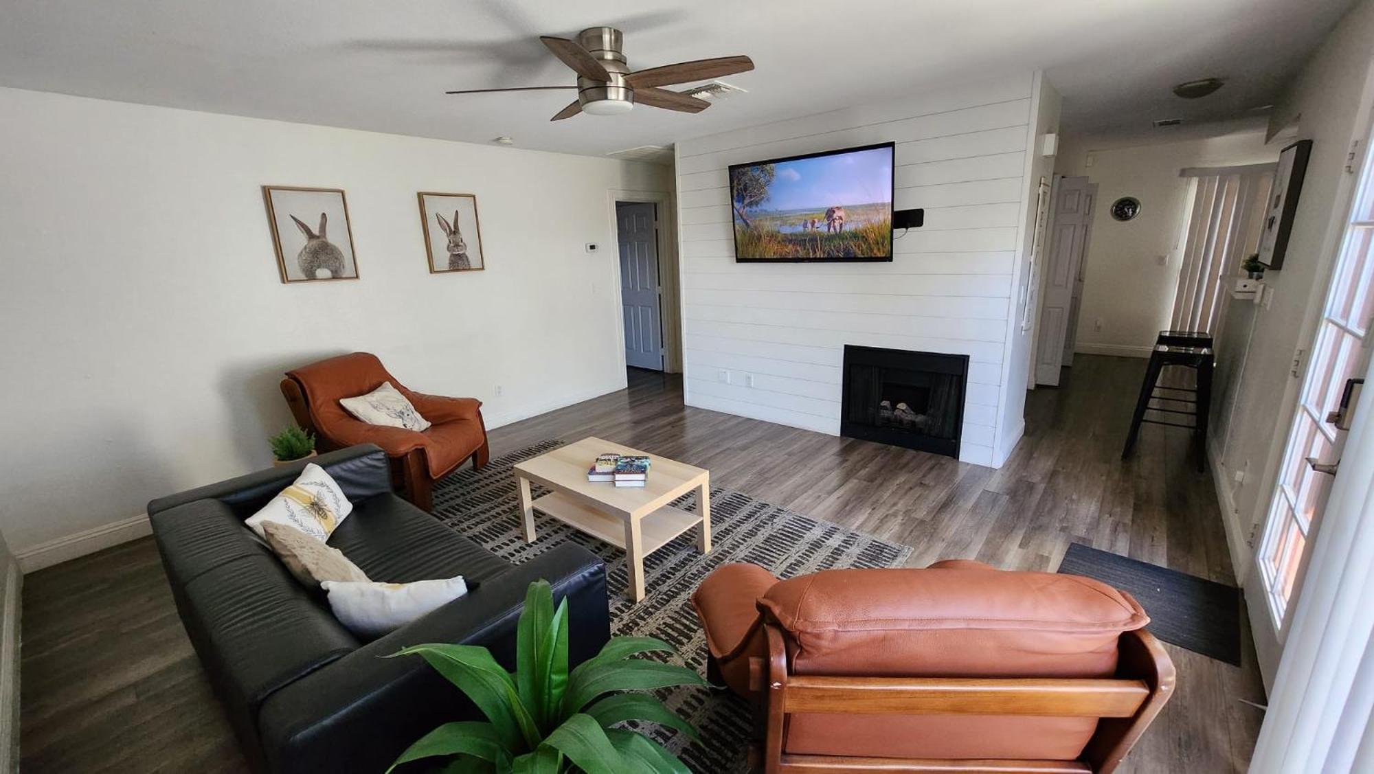 L - Fully Remodeled And Professionally Decorated Las Vegas Exterior photo
